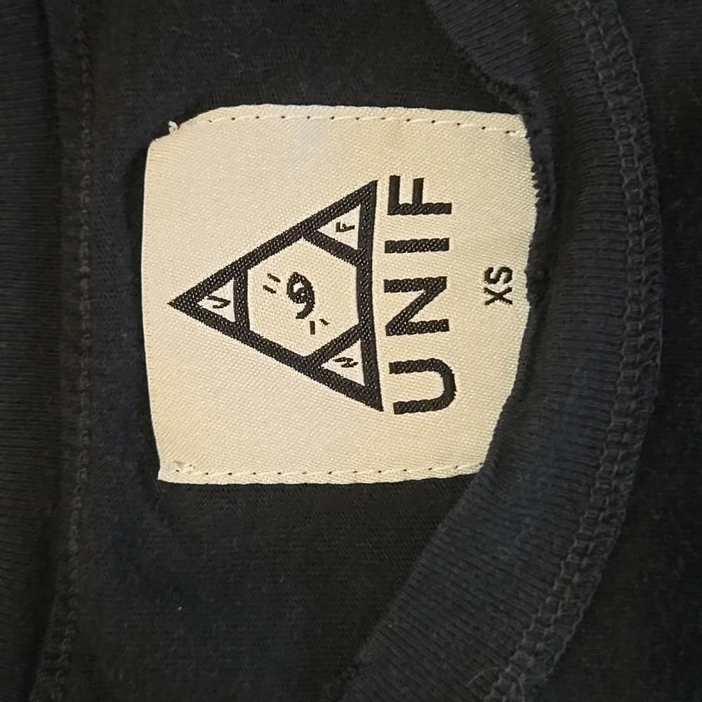 UNIF shirt - Picture 4 of 5